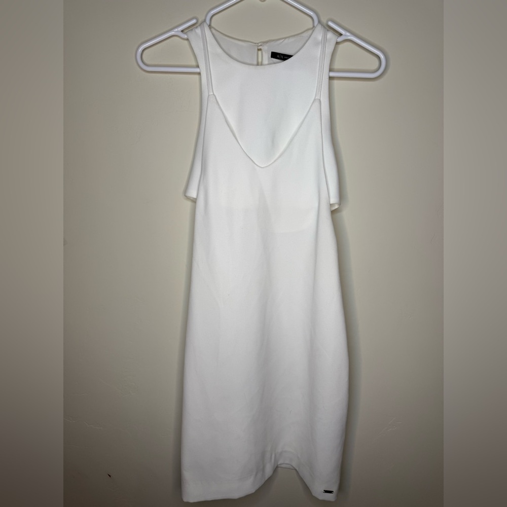 ARMANI EXCHANGE White Minimalist Dress
Modern Cut-Out Back  - Sz 0‎